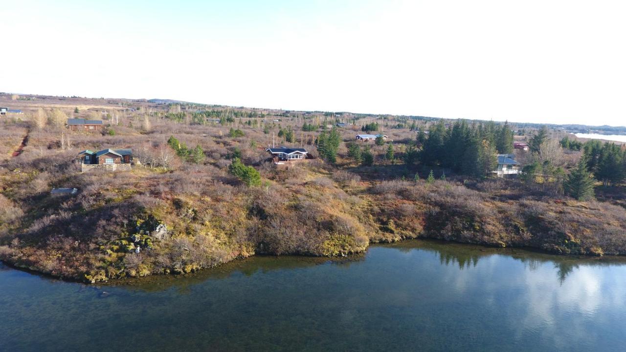Bakkakot Lake Side Lodge Селфосс Экстерьер фото