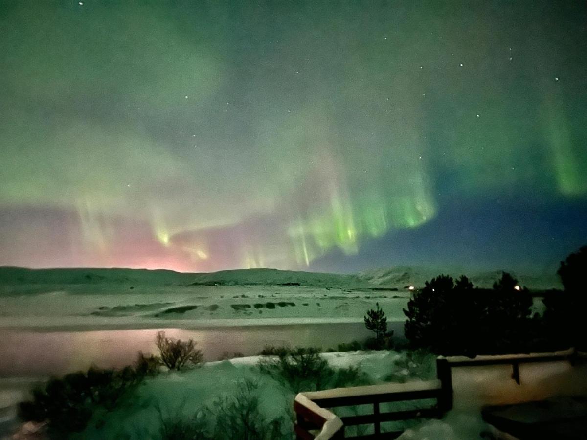 Bakkakot Lake Side Lodge Селфосс Экстерьер фото